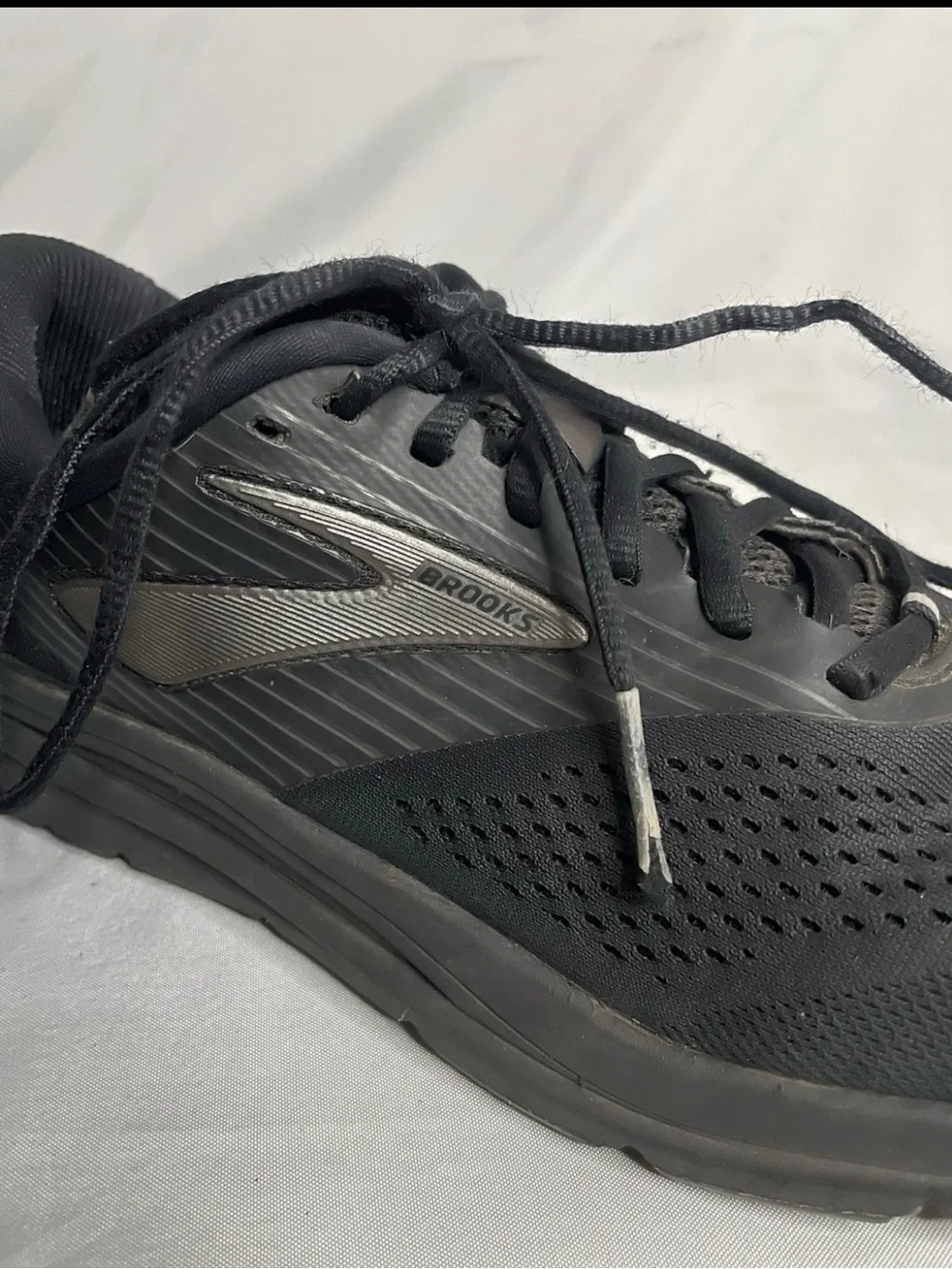 BROOKS Addiction 14 Black Athletic Running Walking Shoes Men's Size 9/42.5